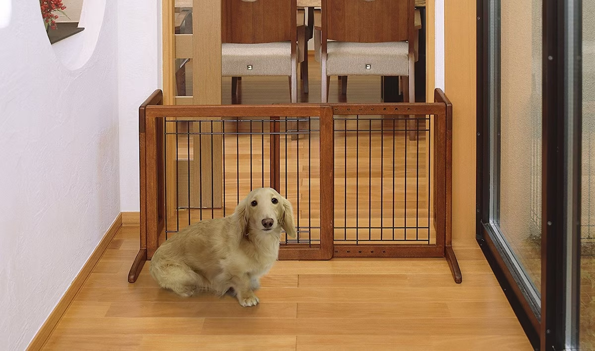 Richell USA Richell Small Freestanding Pet Gate 26.4\ Richell USA Richell Small Freestanding Pet Gate 26.4\