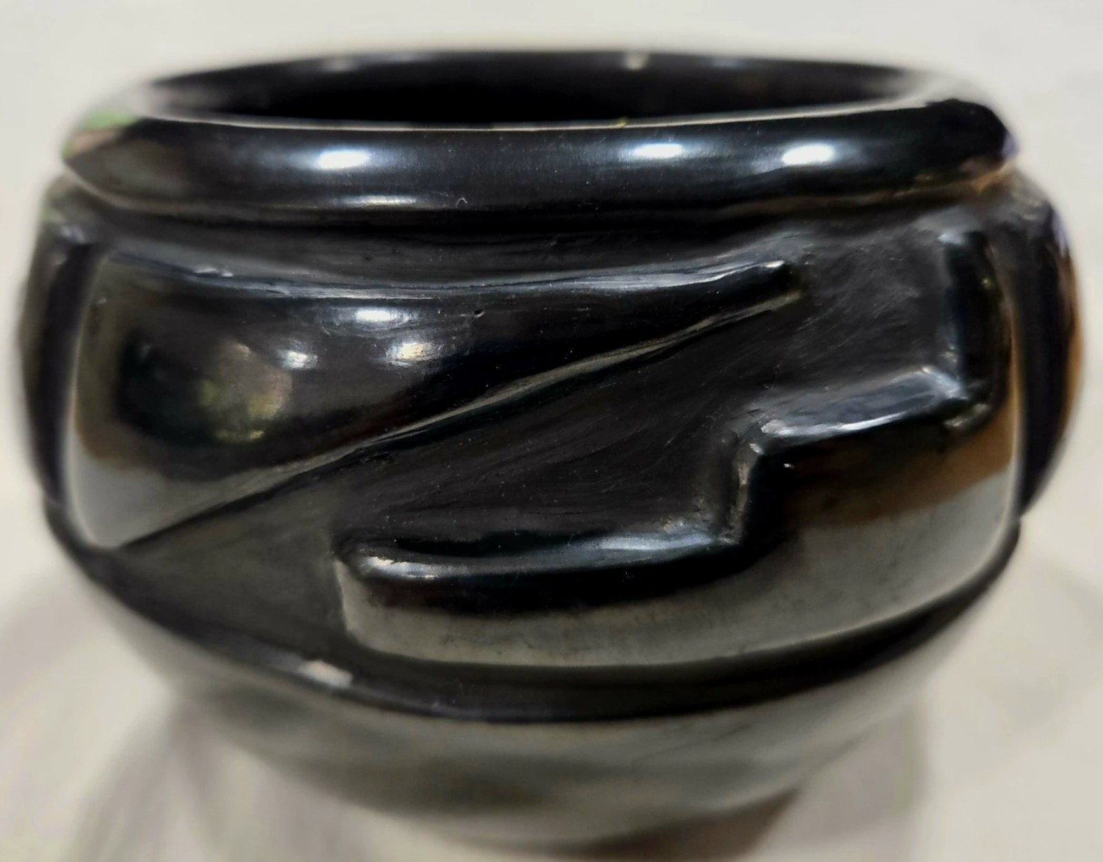 SANTA CLARA BLACKWARE MARGARET TAFOYA SIGNATURE VTG PUEBLO 5x4” DEEP CARVE SANTA CLARA BLACKWARE MARGARET TAFOYA SIGNATURE VTG PUEBLO 5x4” DEEP CARVE