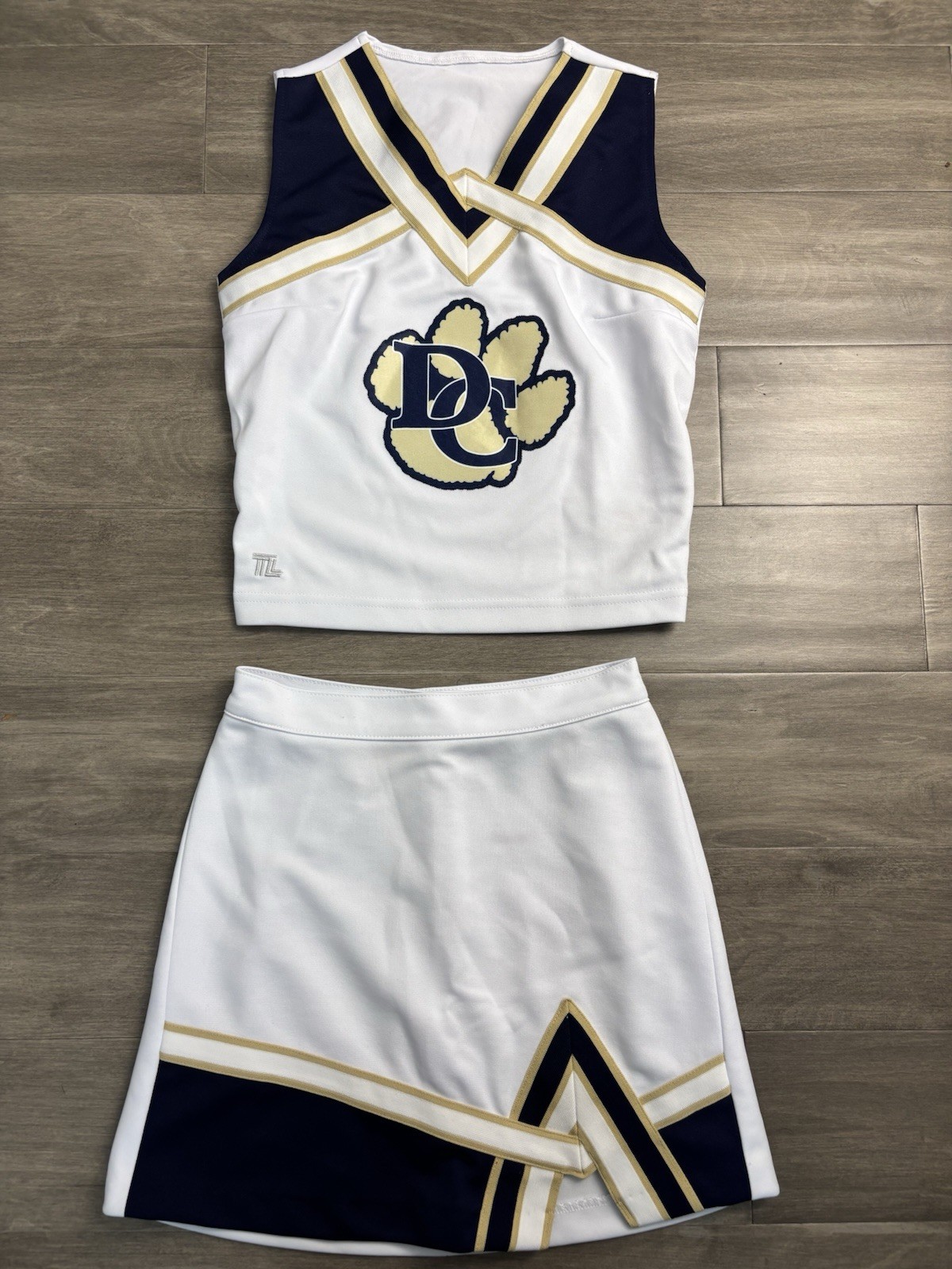 Vtg Cheerleader Skirt Set 2 Piece Youth Sz 14 Douglas County Team Leaders Cheer Vtg Cheerleader Skirt Set 2 Piece Youth Sz 14 Douglas County Team Leaders Cheer