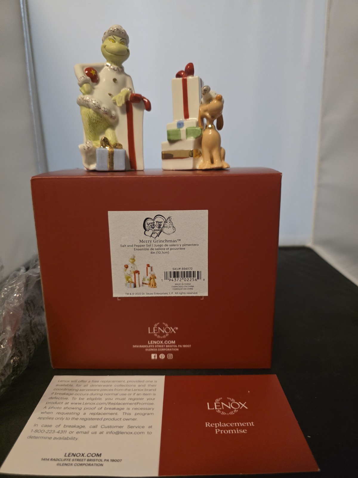 Lenox MERRY GRINCHMAS Grinch & Max Salt & Pepper Christmas Set of 2 New Open Box