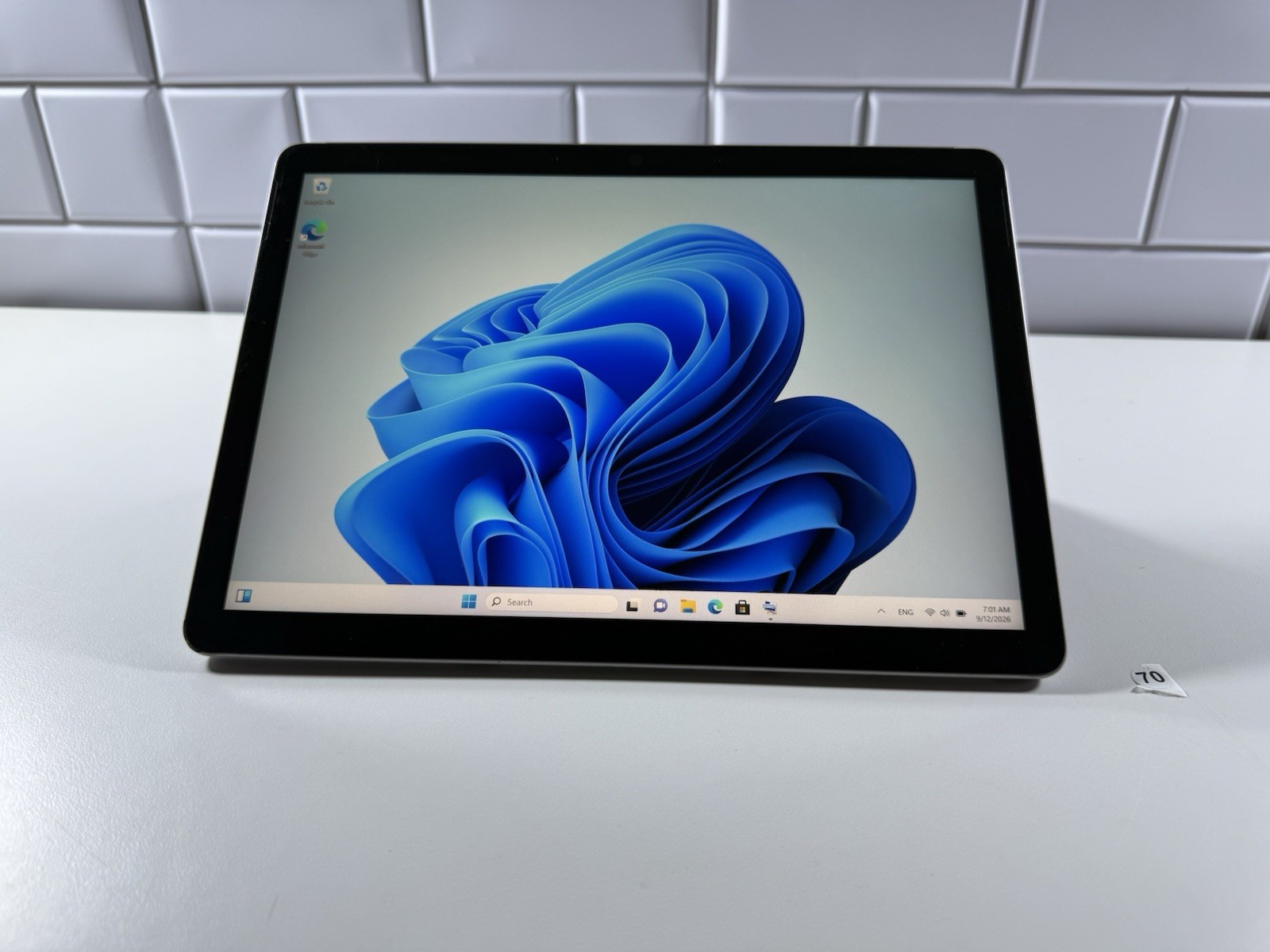 Microsoft Surface Go 3 (1926) i3-10100Y 8GB 128GB 10.5\ Microsoft Surface Go 3 (1926) i3-10100Y 8GB 128GB 10.5\