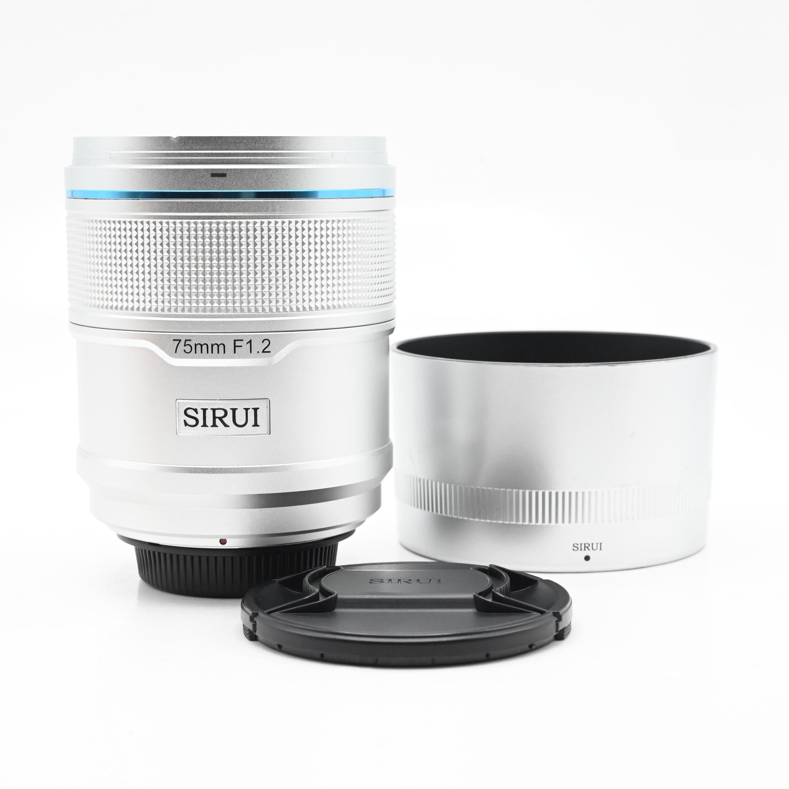 Sirui Sniper 75mm f1.2 Autofocus Lens Fuji X-Mount #701 Sirui Sniper 75mm f1.2 Autofocus Lens Fuji X-Mount #701