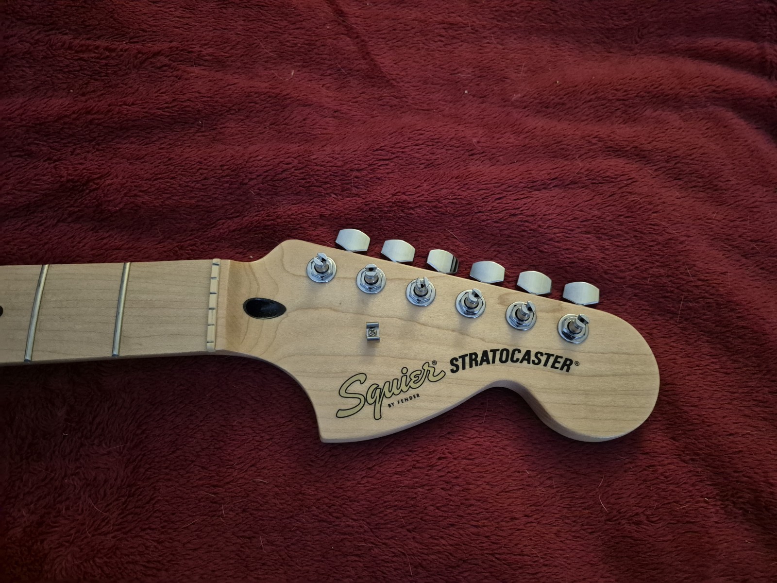 Squier By Fender Stratocaster Strat Guitar Neck Maple Fretboard CBS 70s + Tuners