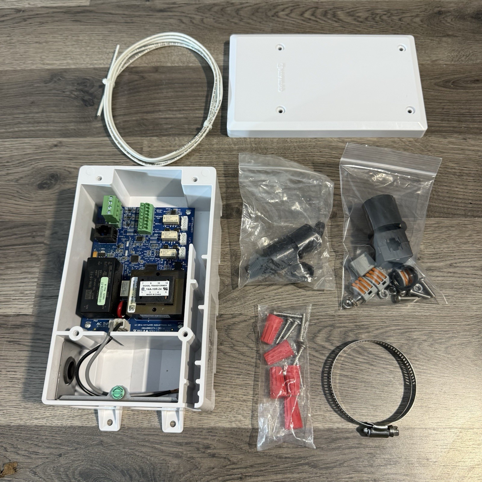 Hayward HLXHIOPCB Hayward OmniHub Replacement Board W/ Housing 4pin