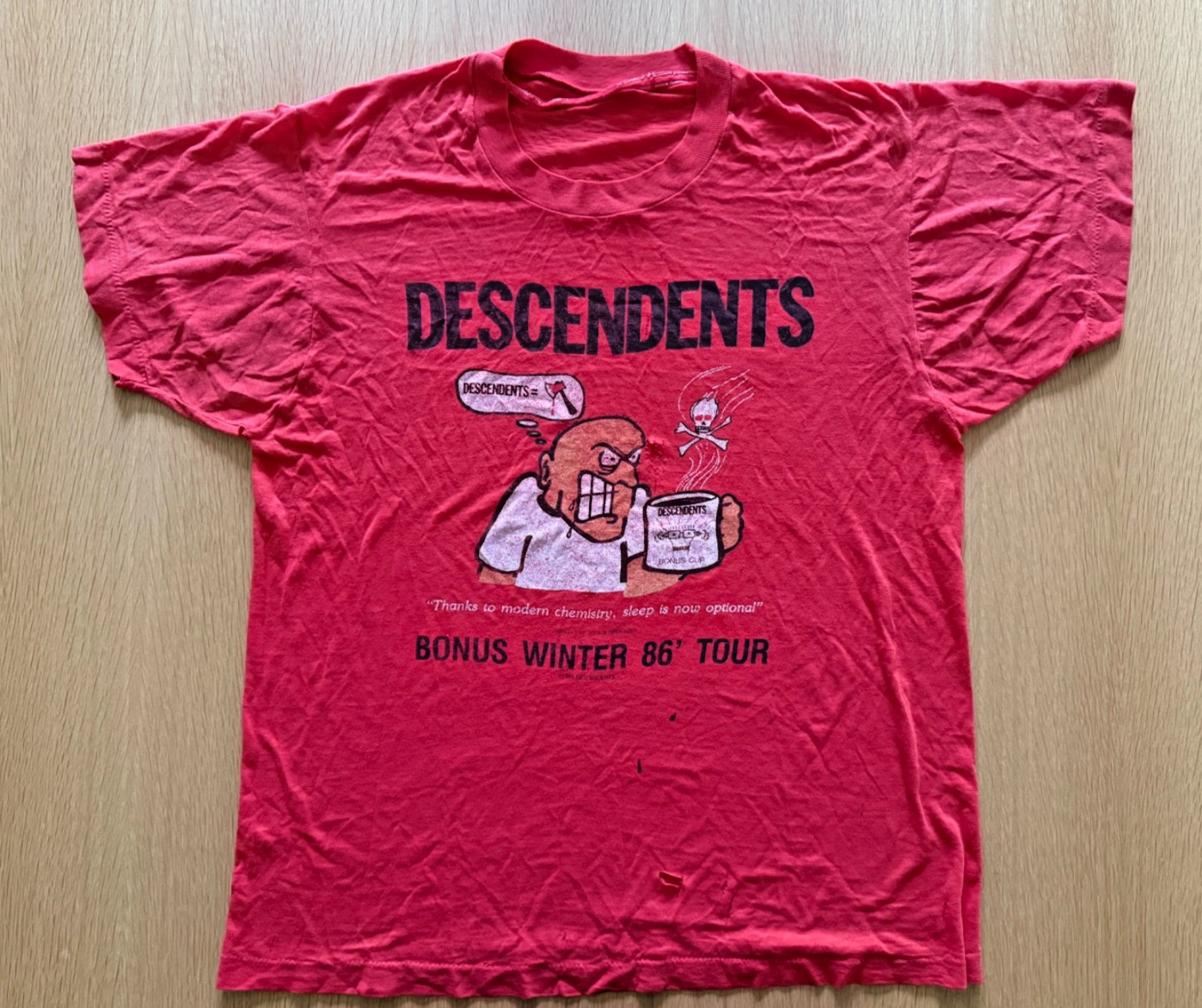 Vintage Descendents Bonus Winter 86 Tour Shirt Red \ Vintage Descendents Bonus Winter 86 Tour Shirt Red \
