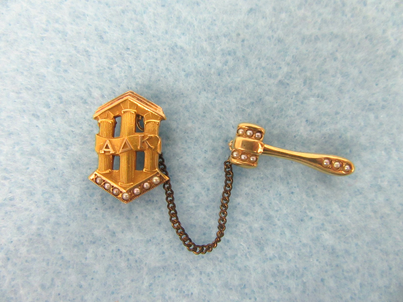 RARE Vintage 1940s Alpha Delta Kappa 10K Gold Seed Pearl Sorority Pin with Gavel