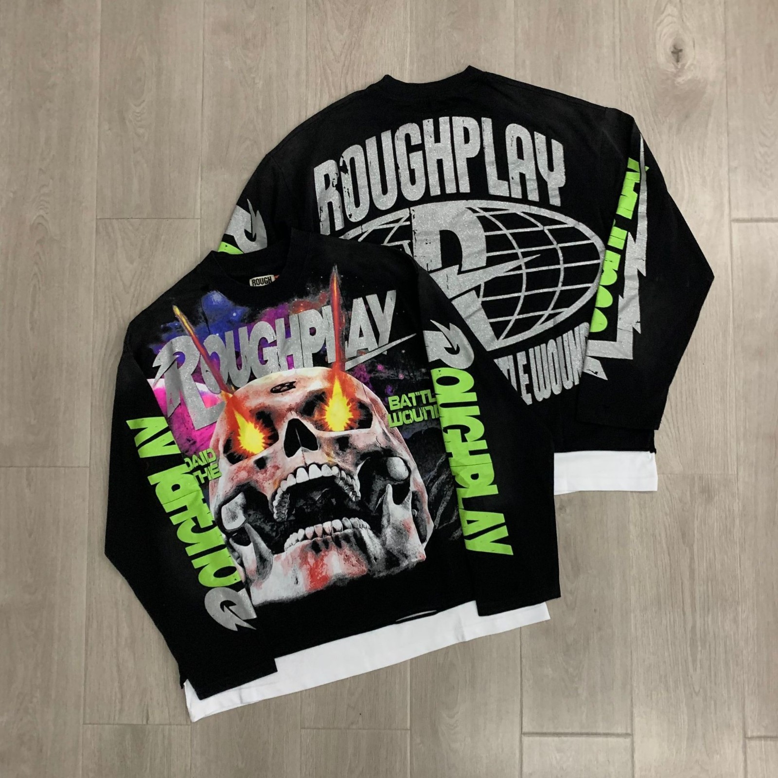 RoughPlay Washed Black Patchwork Long-Sleeved Round-Neck Shirt RoughPlay Washed Black Patchwork Long-Sleeved Round-Neck Shirt