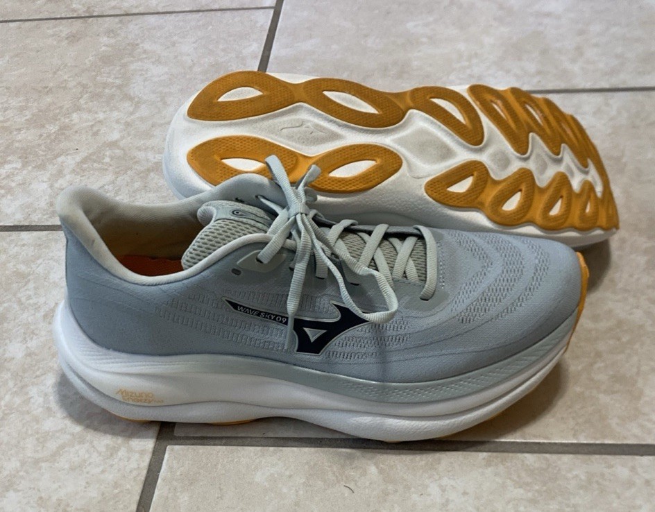 Mizuno Wave Sky 9 Men’s Size 10 Running Shoes Light Blue White J1GC250203 Mizuno Wave Sky 9 Men’s Size 10 Running Shoes Light Blue White J1GC250203