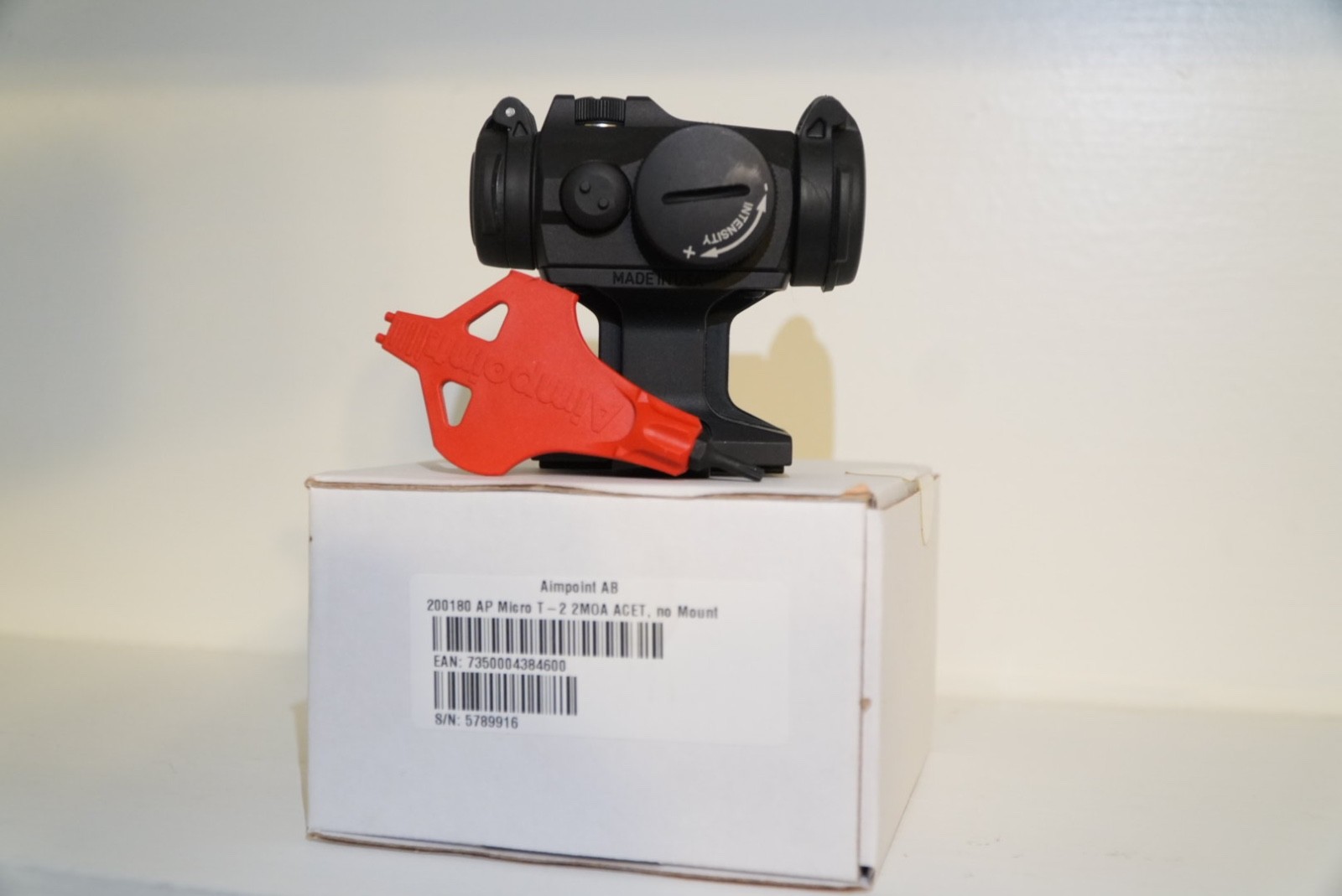 aimpoint t2 micro red dot on reptilia 1.93\