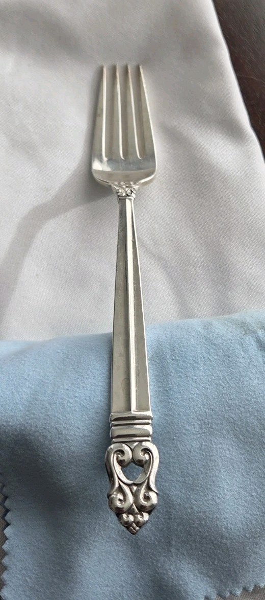 Estate Sale - International Silver Royal Danish Sterling Dinner Fork 7.75 Inches Estate Sale - International Silver Royal Danish Sterling Dinner Fork 7.75 Inches
