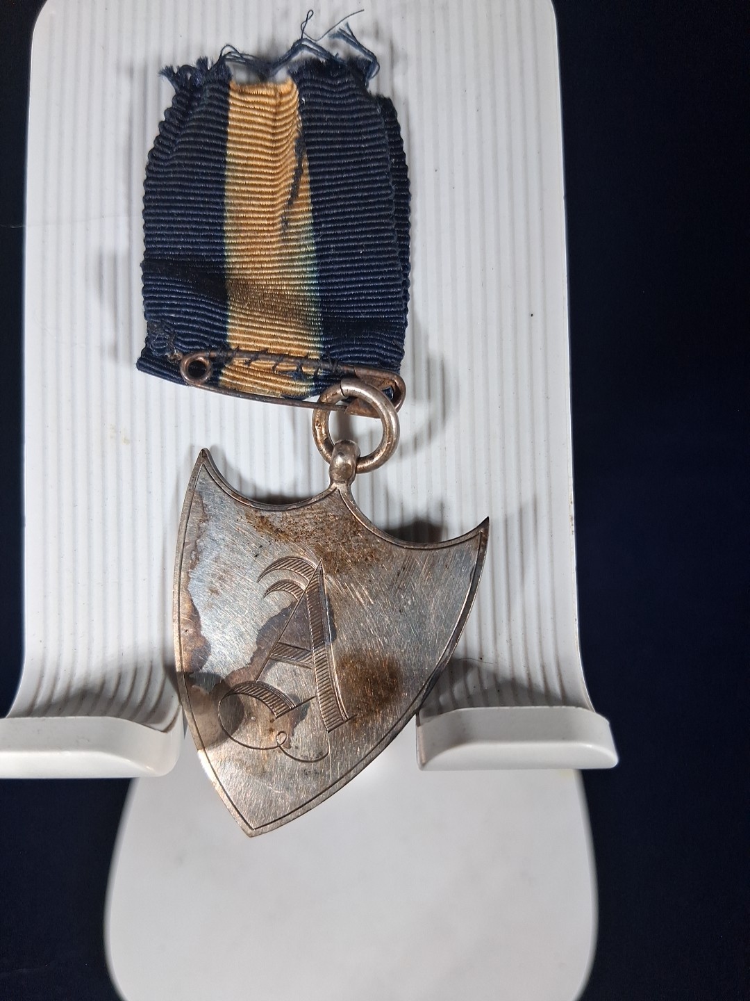 1928 STERLING SILVER FOB CRICET LEAGUES MEDAL 1928 STERLING SILVER FOB CRICET LEAGUES MEDAL