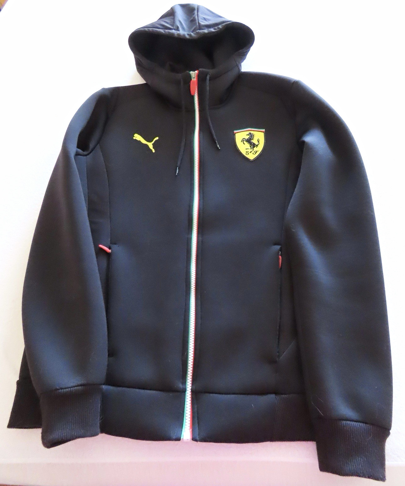 Rare PUMA Ferrari Men’s Black Scuba-Knit Hooded Tracksuit Size S