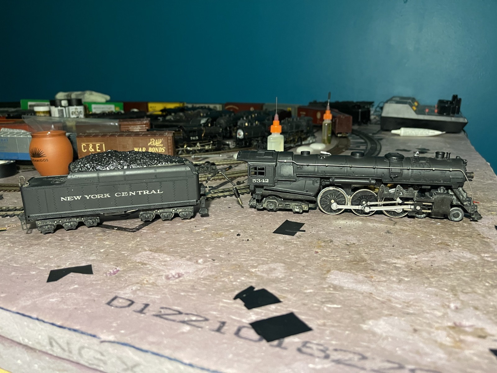 Lionel Prewar OO 1/76th 004 2 rail NYC Hudson w/ 003 Tender 1939 - 1942 Lionel Prewar OO 1/76th 004 2 rail NYC Hudson w/ 003 Tender 1939 - 1942