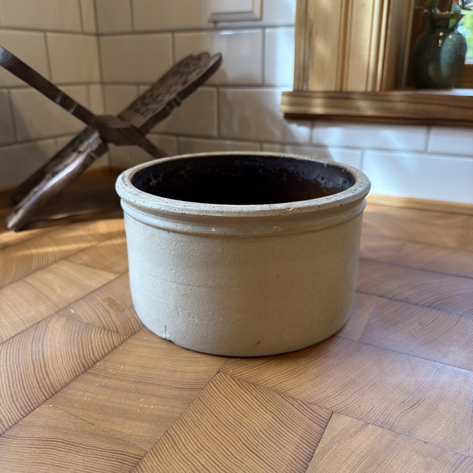 Antique Stoneware Butter Crock rare size 4” x 7” 