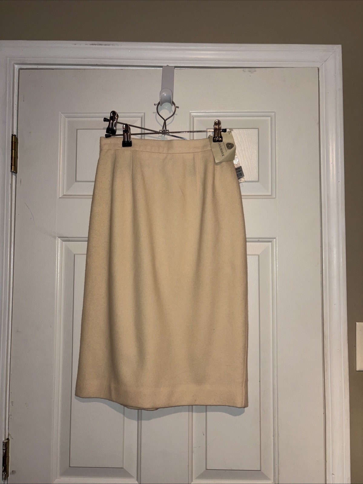 NWT Women’s Vintage Worthington Cream 100% Pure Wool Pencil Skirt Size 6P
