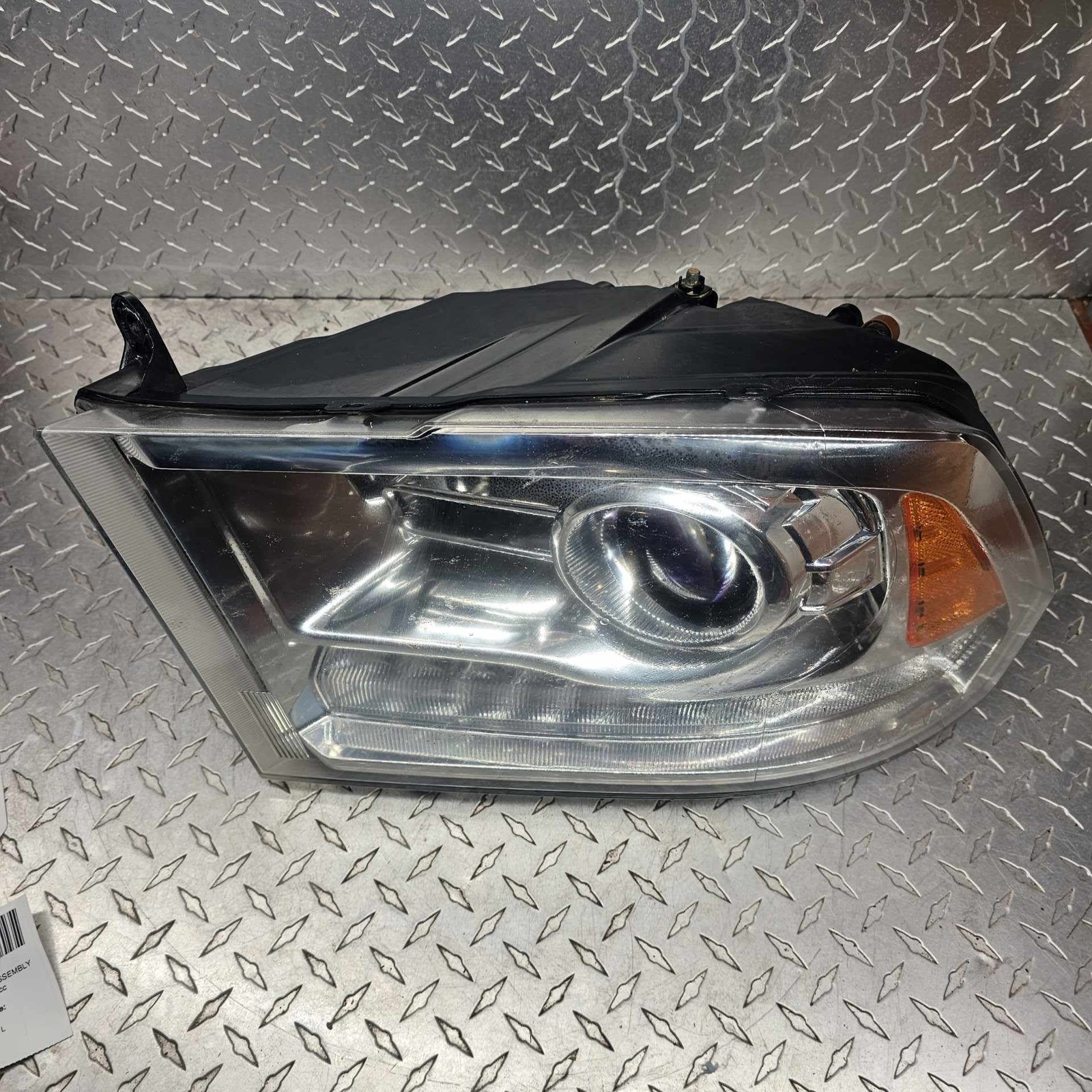 2013-2022 DODGE RAM 1500 LARAMIE LEFT DRIVER LH HEADLIGHT HEADLAMP ASSEMBLY OEM