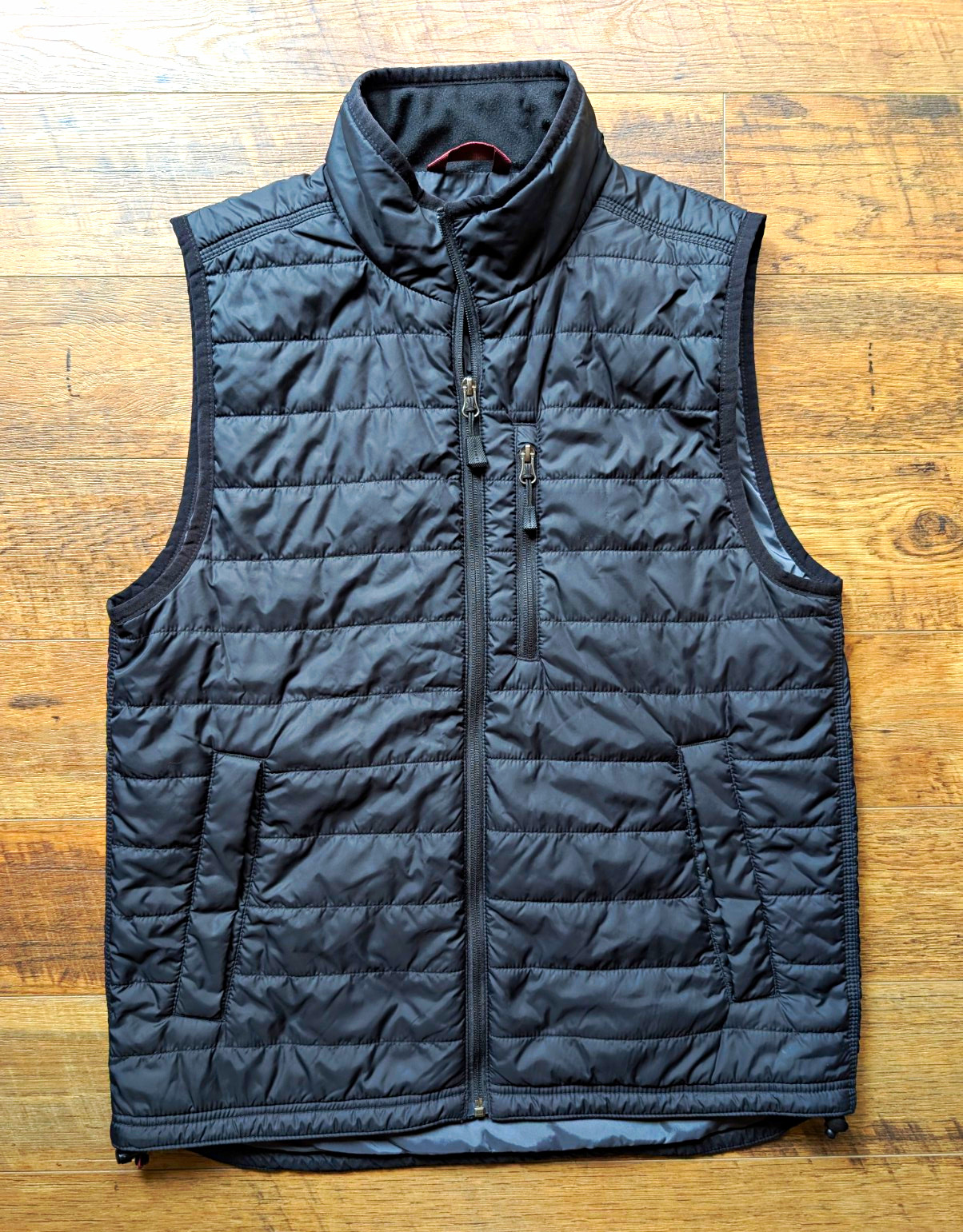 Carhartt Gilliam Mens M Puffer Quilted Vest Black Full Zip Pockets Lightweight Carhartt Gilliam Mens M Puffer Quilted Vest Black Full Zip Pockets Lightweight