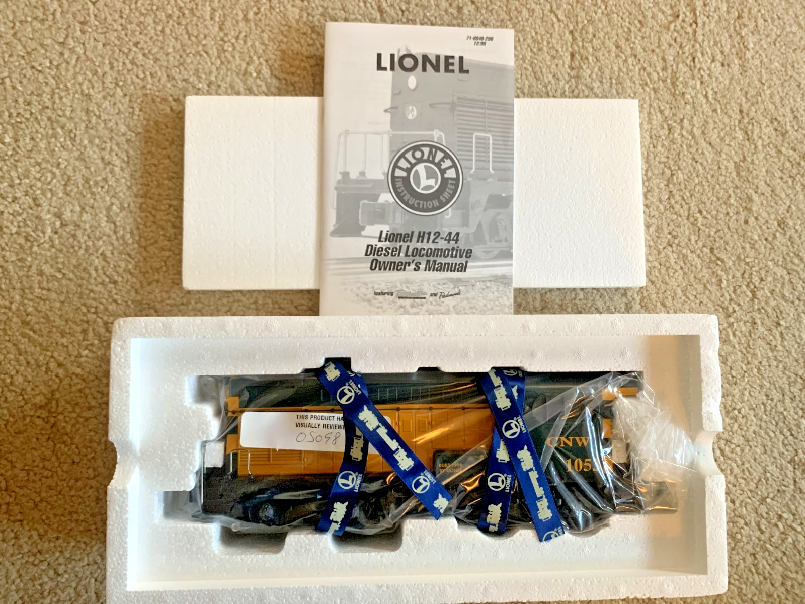 Lionel 6-18876 C&NW H12-44 Switcher #1053 TMCC RailSounds NOS Never Run