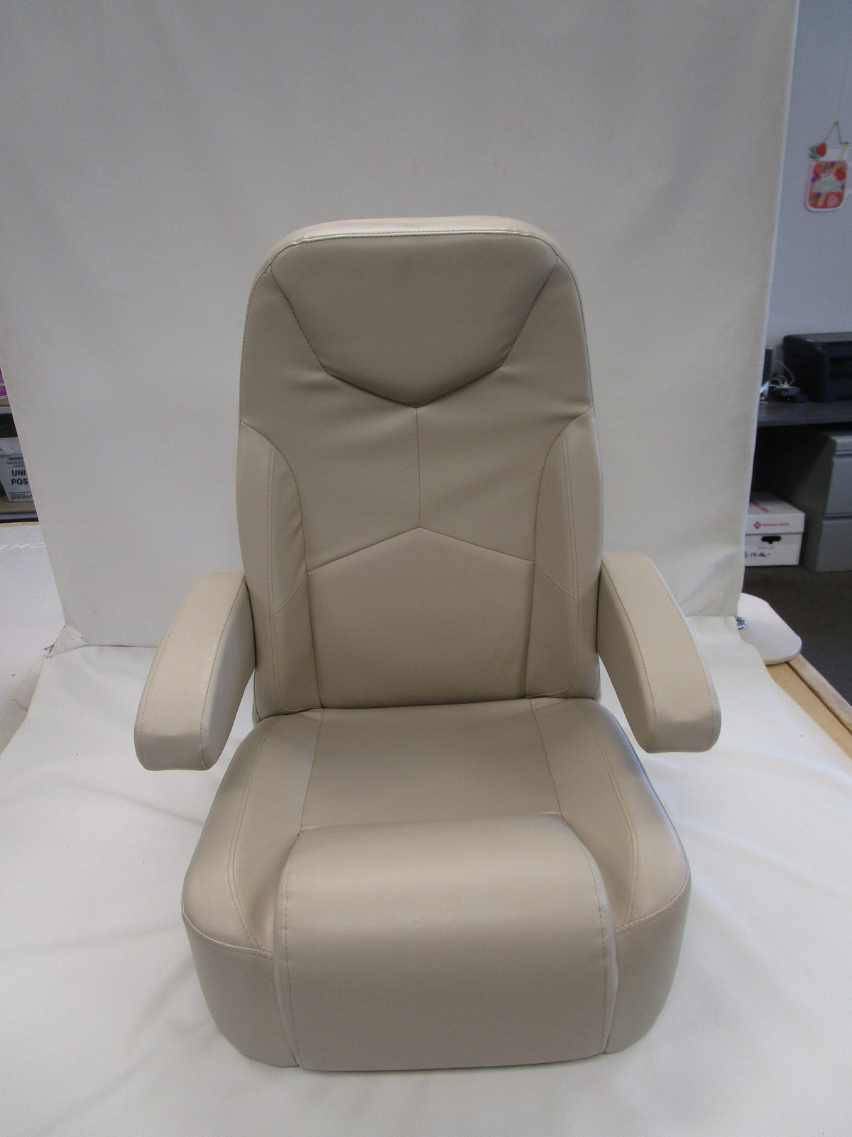 EXECUTIVE SERIES HIGH-BACK RECLINING CAPTAINS CHAIR TAN 741953 MARINE BOAT
