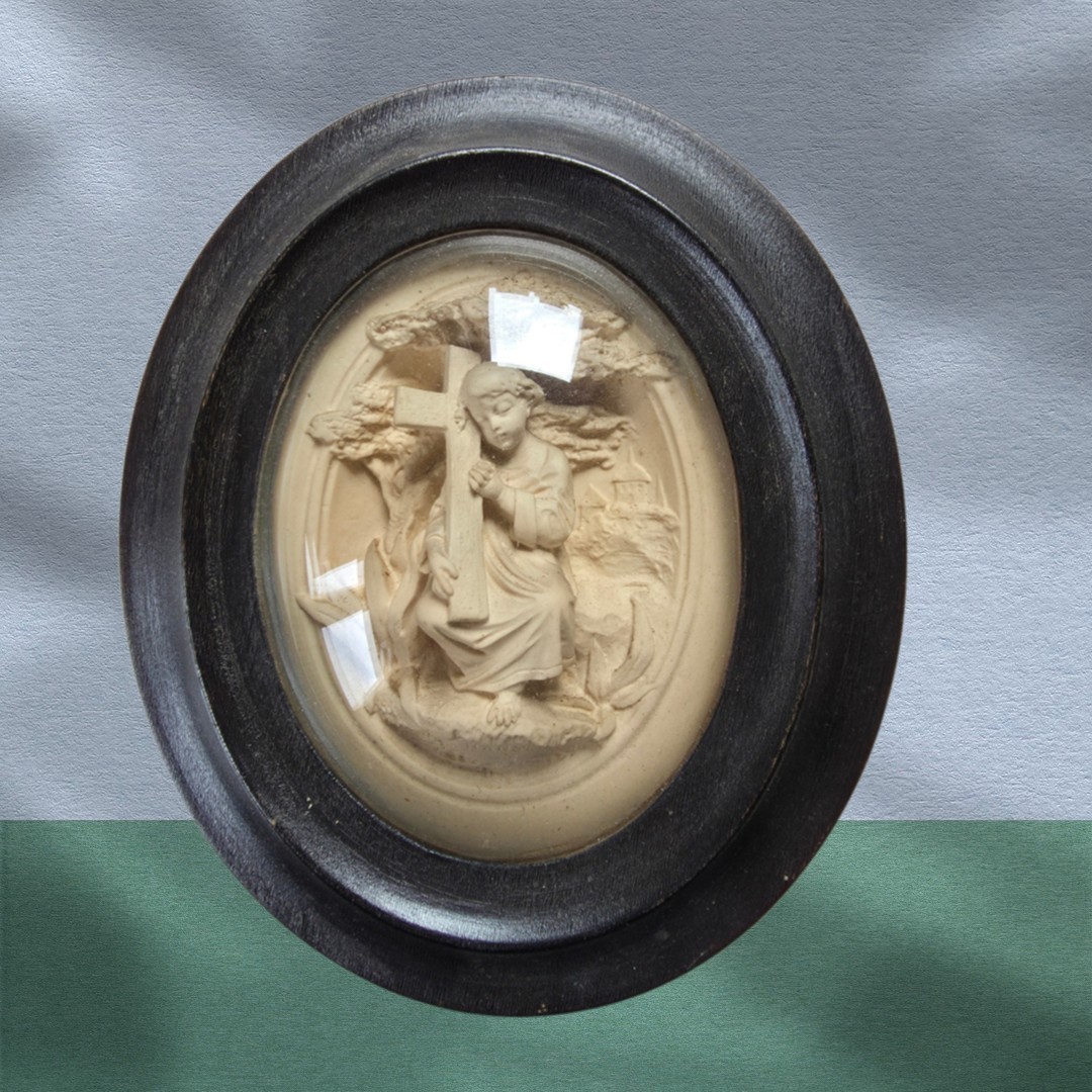 ANTIQUE handcarved MEERSCHAUM work / Joung Jesus with cross x ANTIQUE handcarved MEERSCHAUM work / Joung Jesus with cross x