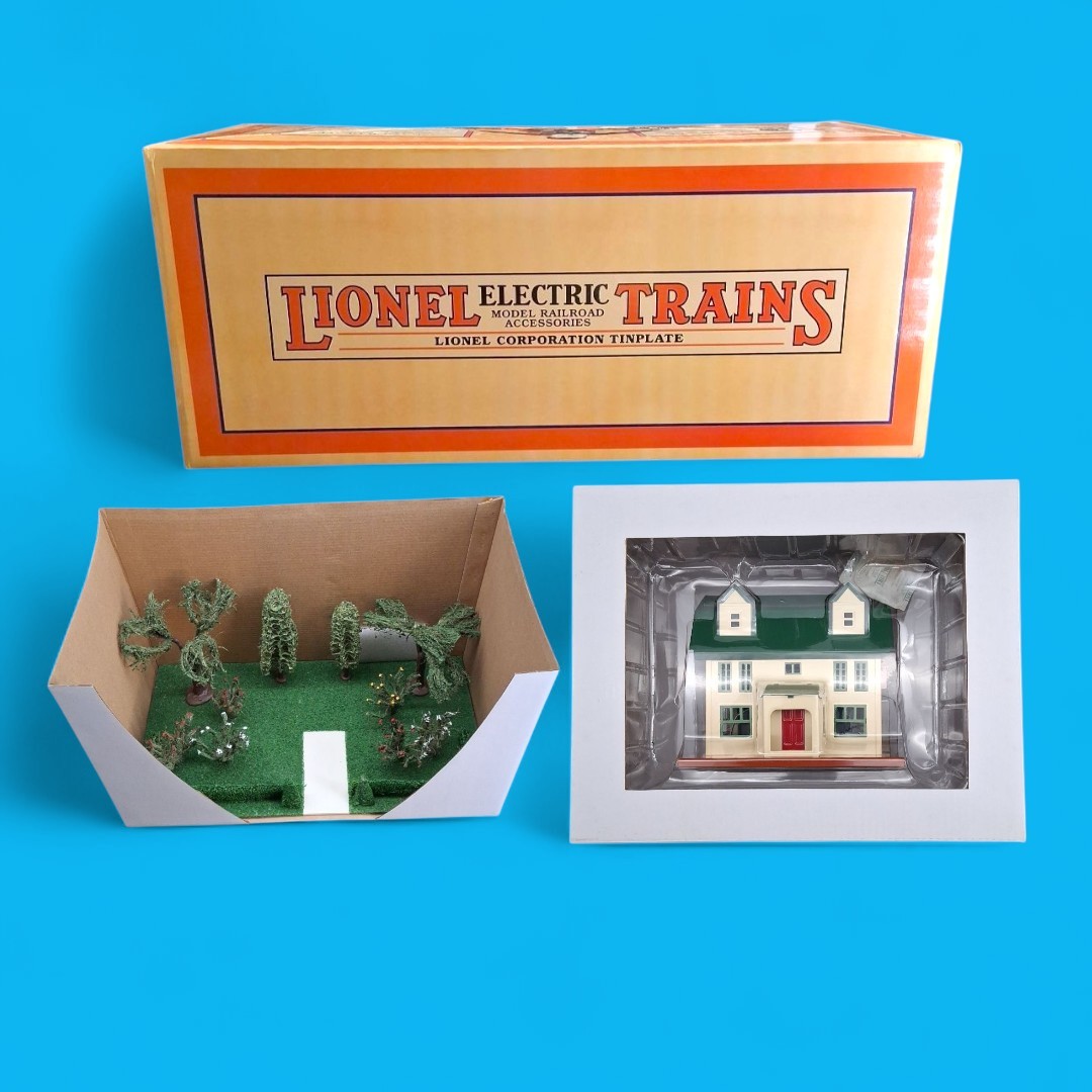 Lionel 912 Suburban Home Plot 189 Villa Ivory & Peacock Original Box 11-90074