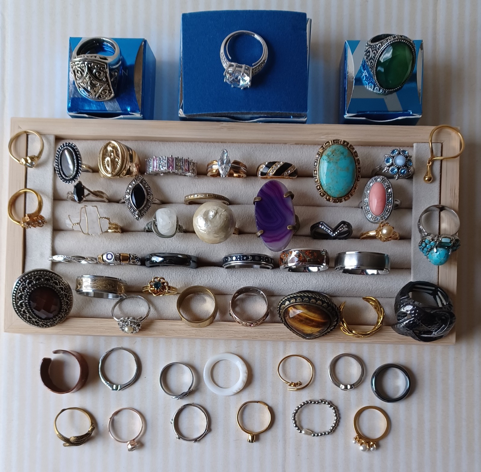 WOW Huge Lot 50 VTG to Modern Fashion Rings Avon Sarah Cov Mix Sizes Styles +NOS