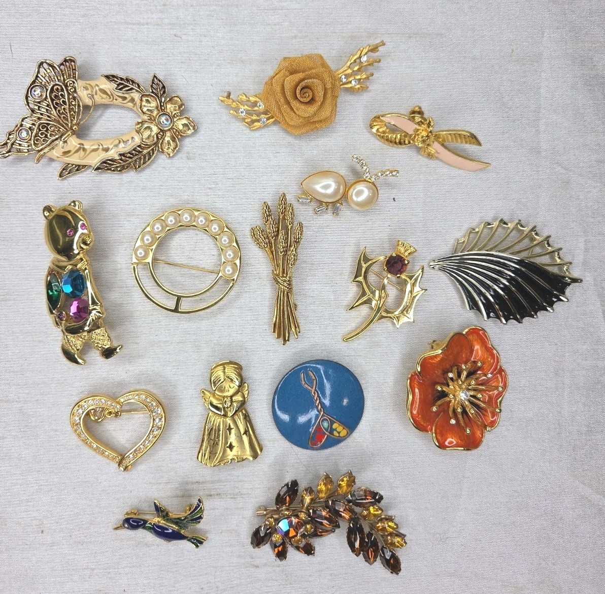 15 Pc Vintage Brooch Lot Monet JJ Avon Rhinestone Enamel Figural Mesh Bear Bird