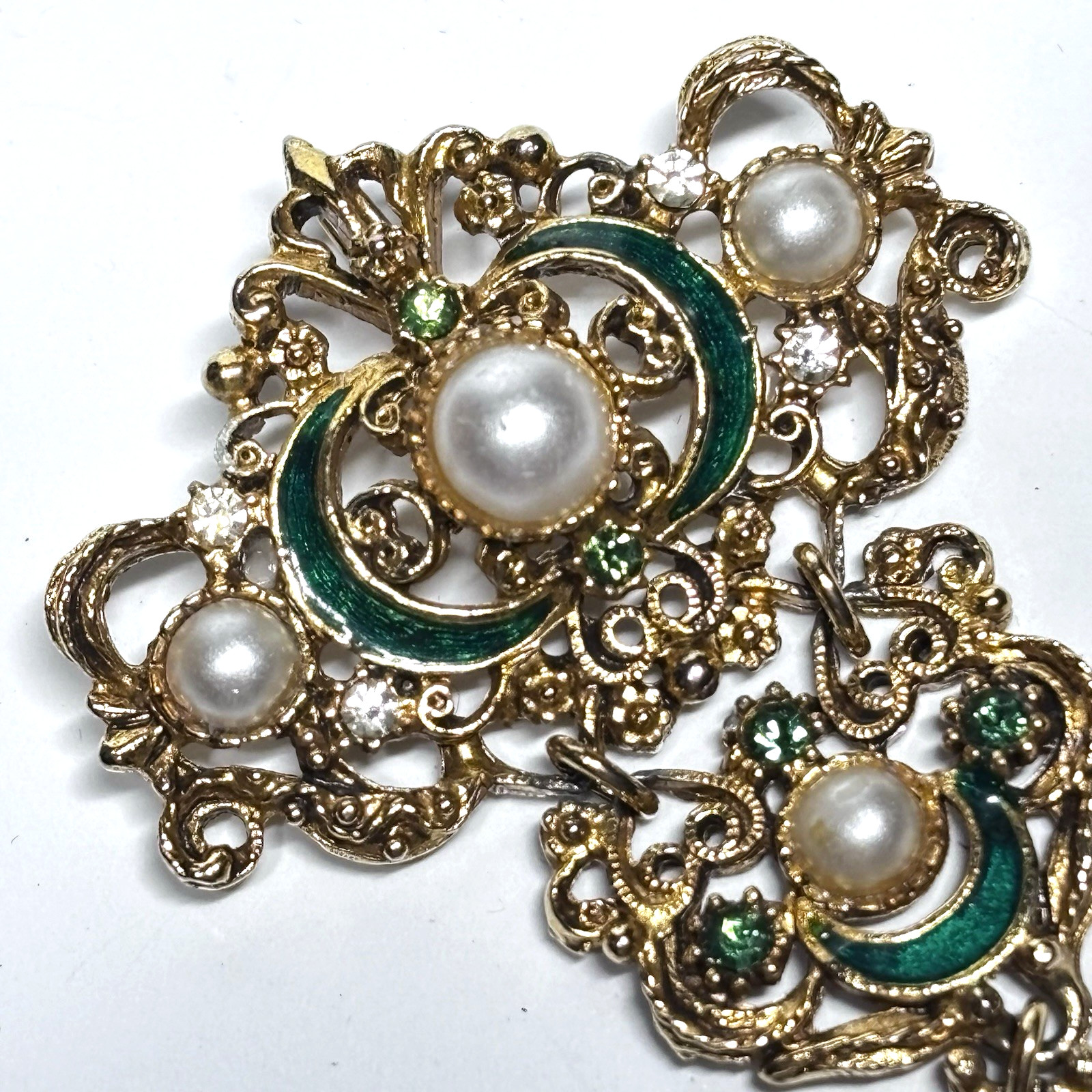 FABULOUS FLORENZA Green Enamel  Gold & Pearls Dangle RHINESTONE VTG Pendant