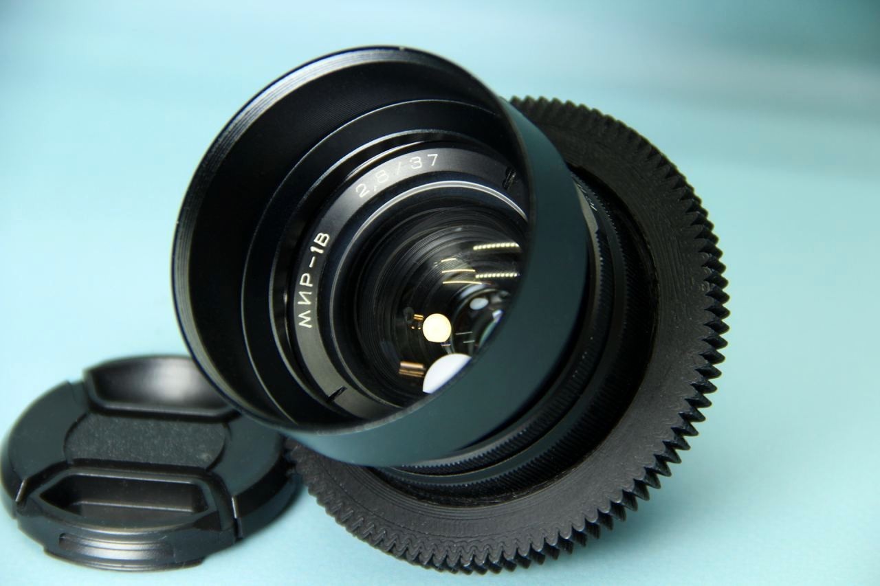 Mir-1V 1B 37mm f2.8 Soviet Cine Mod Lens M42 Cyrillic В Vintage USSR Prime Wide