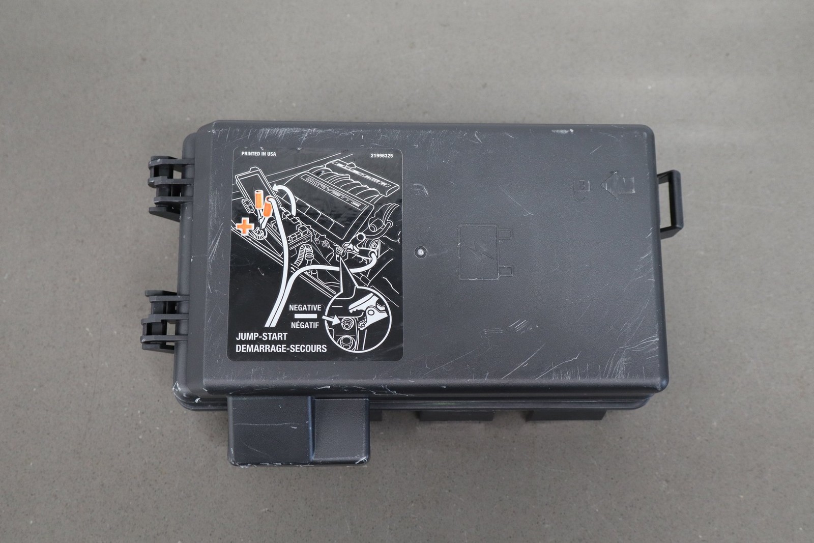 2005-2007 Chevrolet Corvette C6 - Engine Fuse Box 21996326