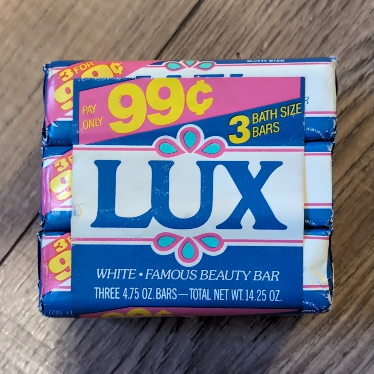 LUX White Bath Size Beauty Bar Soap 3-Pack, 4.75 oz Each (14.25 oz Total)
