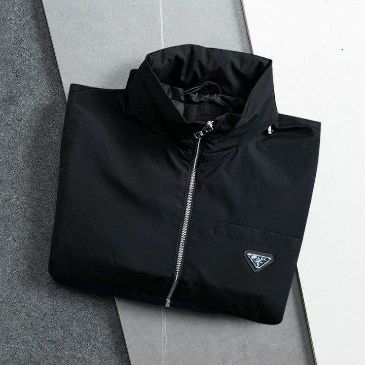 PRADA Re-Nylon Jacket size Medium Black for Men PRADA Re-Nylon Jacket size Medium Black for Men