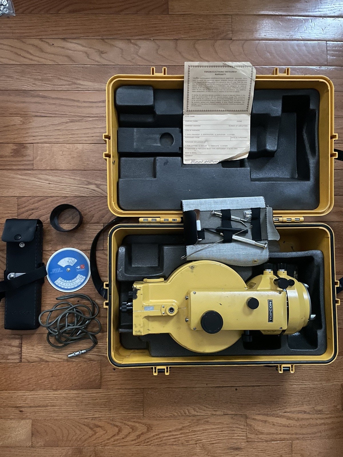 TOPCON GUPPY GTS-10D Geodetic Survey Station Tool GTS 10D with Hard Case GENUINE