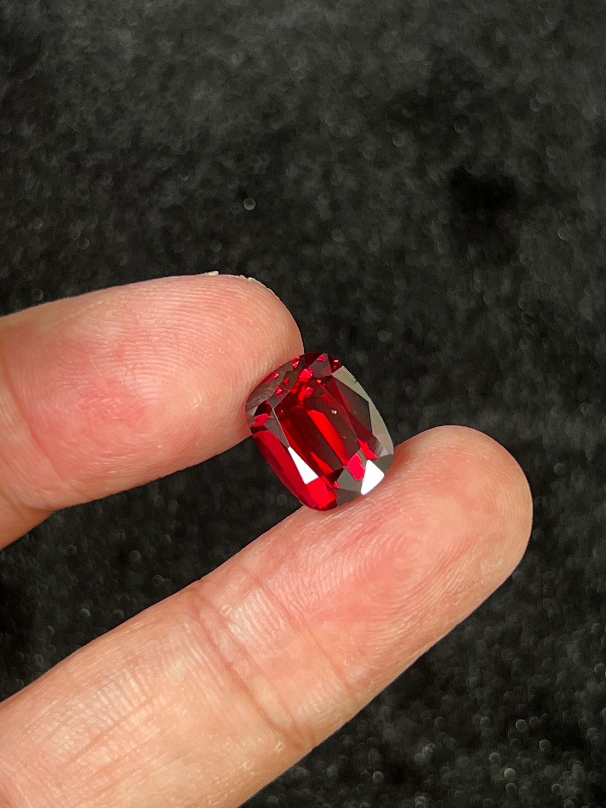 8.70 Carat Red Colour Rhodolite Garnet From Africa 8.70 Carat Red Colour Rhodolite Garnet From Africa