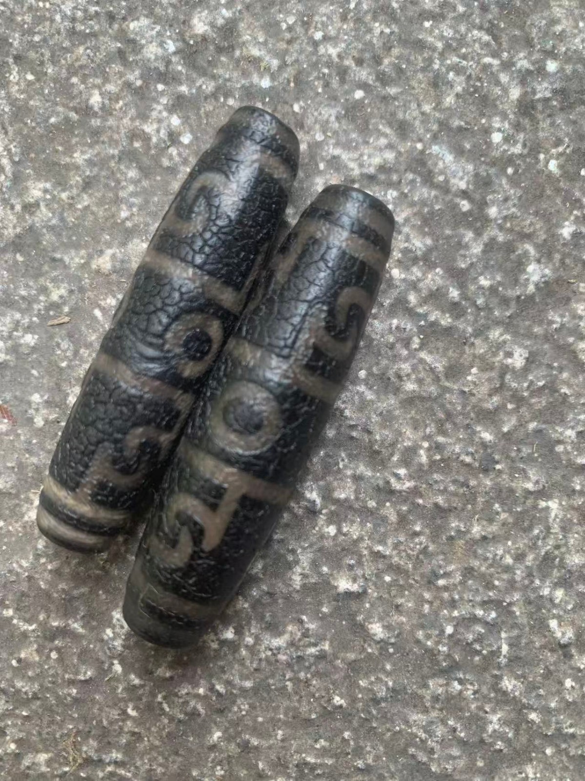 2Pcs Exquisite Tibetan Black Natural Dragon Vein Agate Dzi *Ritual 3Eyed* Beads