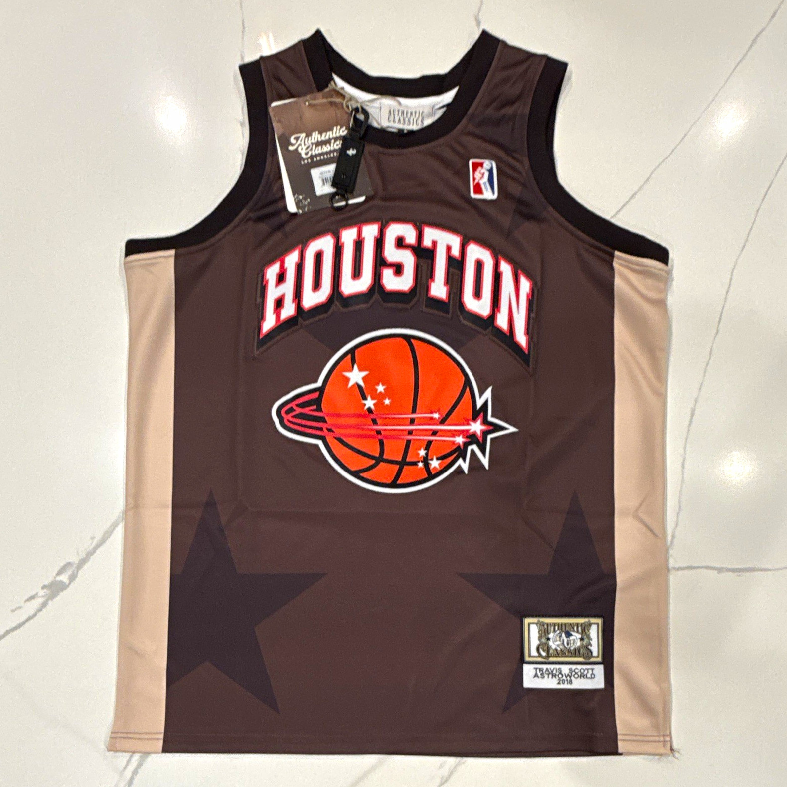LARGE TRAVIS SCOTT Astroworld 2018 Throwback Houston Concert Tour Jersey NWT