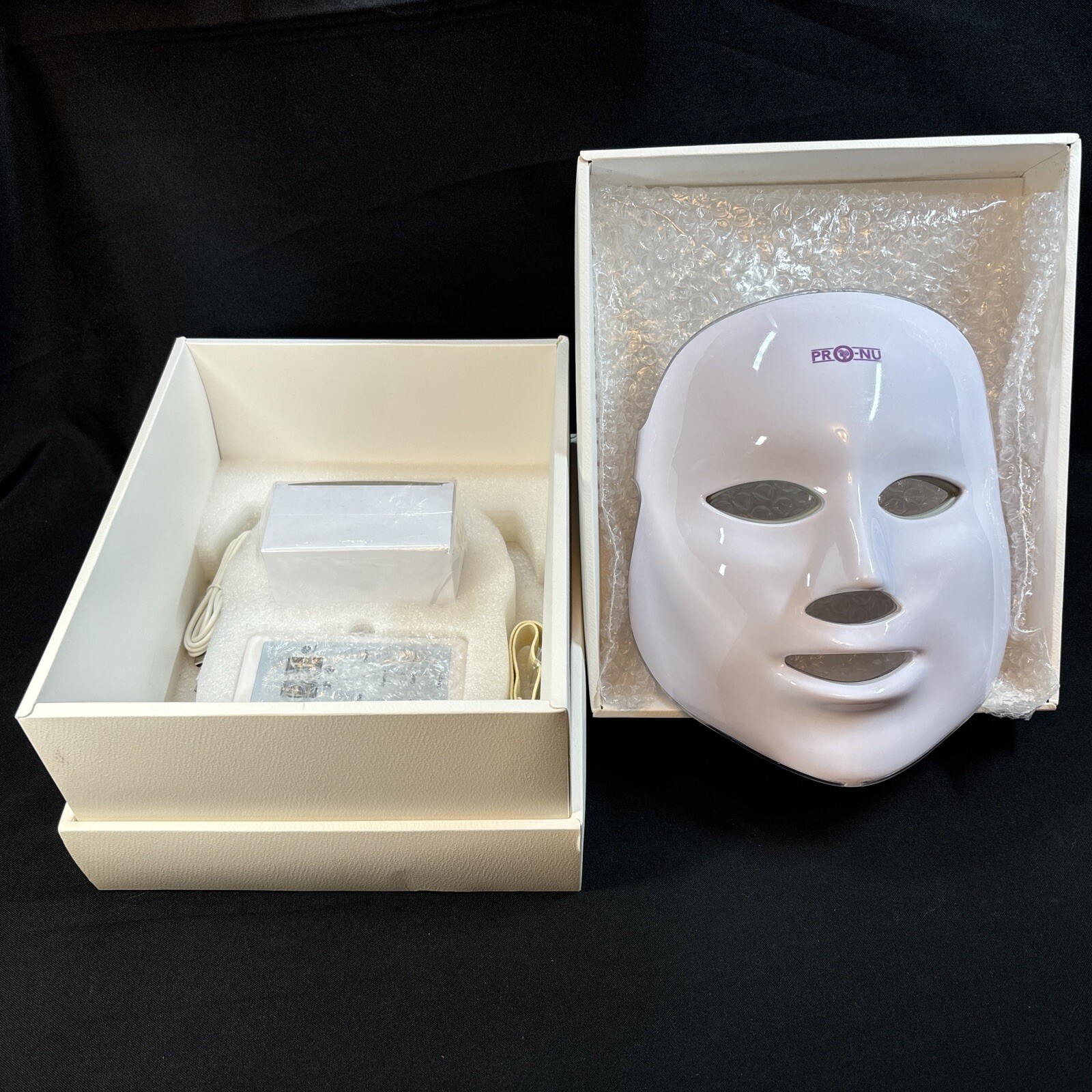 PRO-NU LED light therapy daily care mask READ PRO-NU LED light therapy daily care mask READ