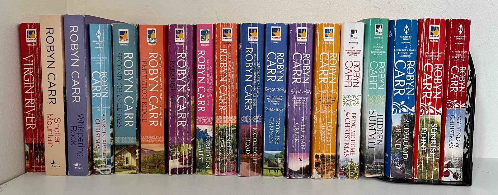 VIRGIN RIVER Series Lot of 18 Paperback Romance Robyn Carr Netflix Near Complete
