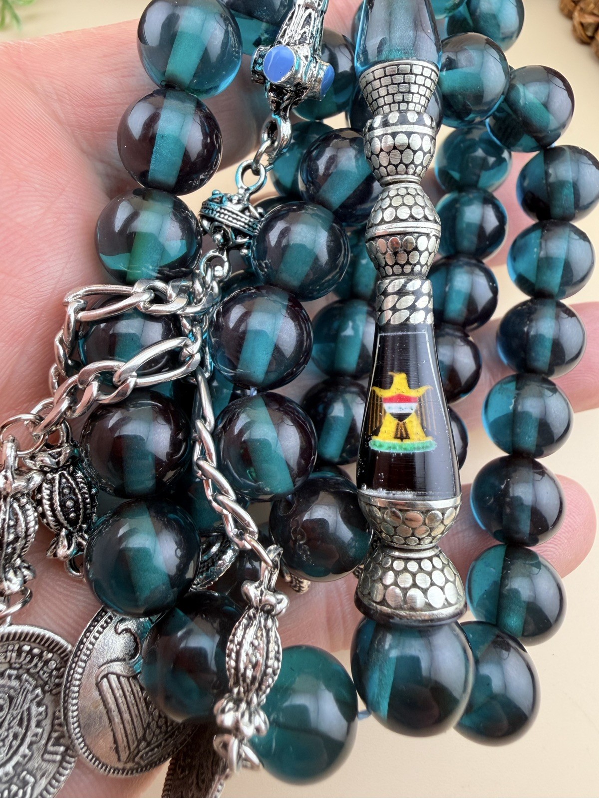 New Iraqi Flag Sandalus 45-bead Islamic Rosary Misbah مسبحة مسباح مسكي عراق New Iraqi Flag Sandalus 45-bead Islamic Rosary Misbah مسبحة مسباح مسكي عراق