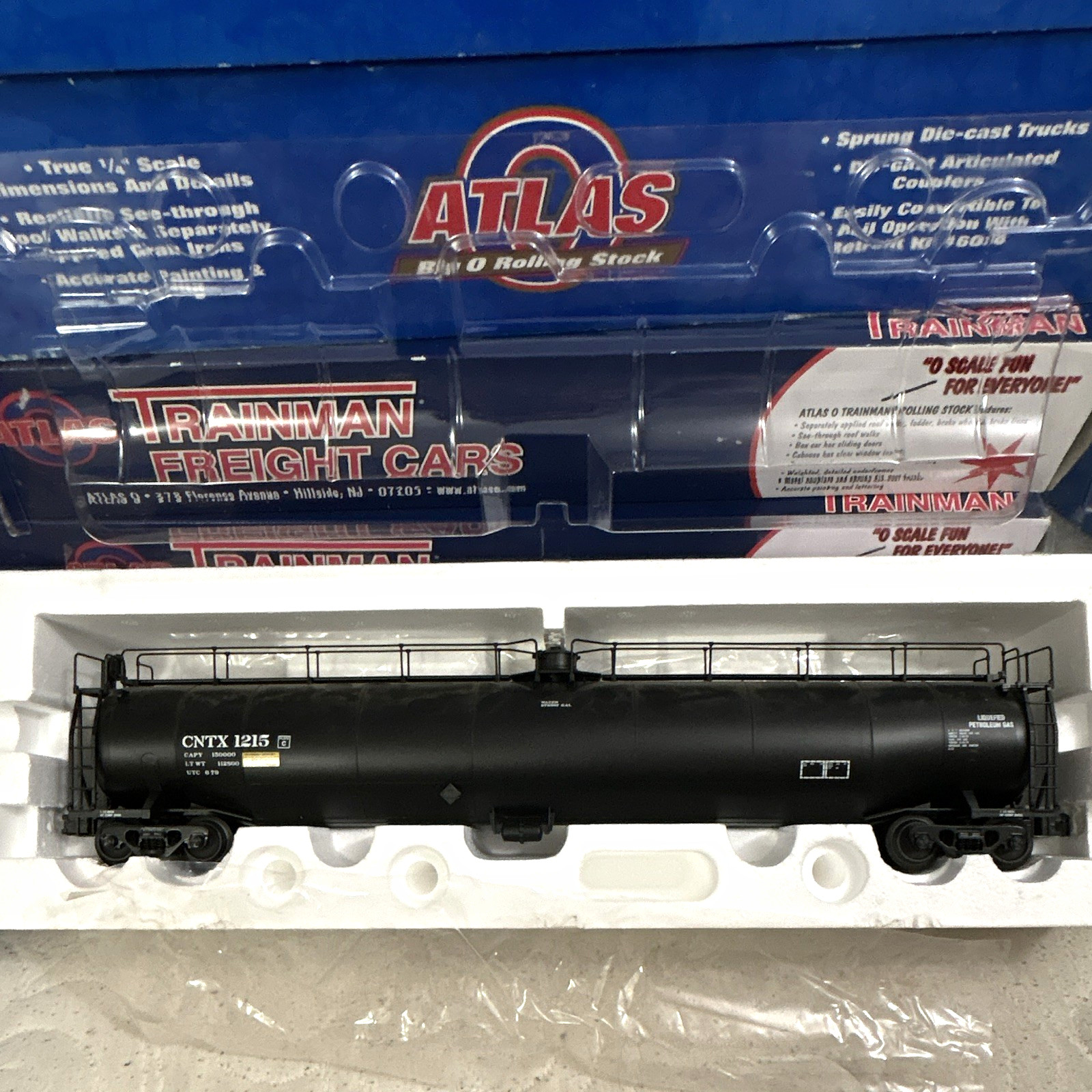 Atlas Trainman O Gauge ACF 33,000 Gallon Tank Car CNTX 1215 3-Rail 6407-1 Atlas Trainman O Gauge ACF 33,000 Gallon Tank Car CNTX 1215 3-Rail 6407-1