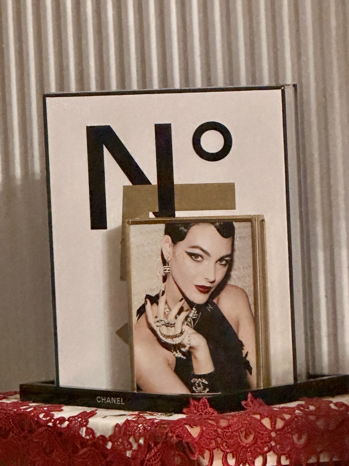 Chanel Grand Book Number 5