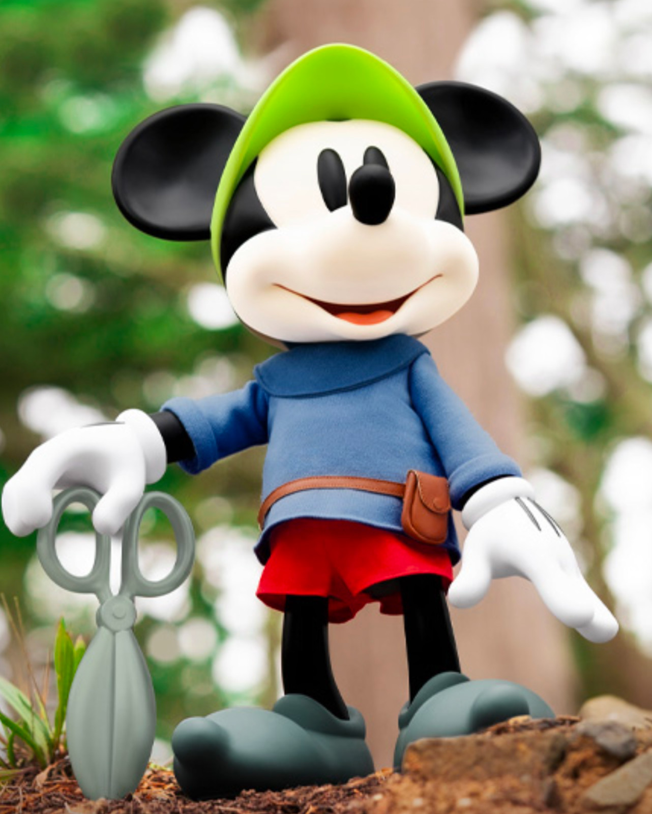 Super7 Disney Brave Little Tailor Mickey Mouse 16\ Super7 Disney Brave Little Tailor Mickey Mouse 16\