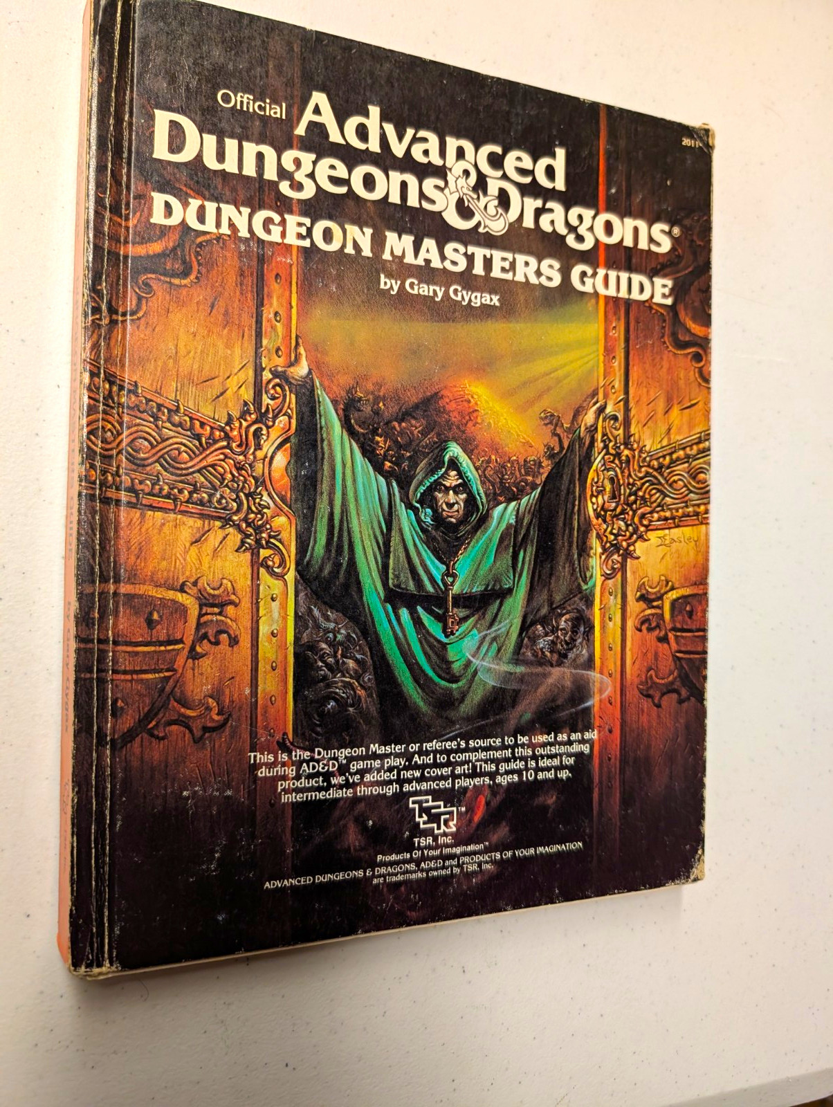 TSR Advanced Dungeons & Dragons Dungeon Master\'s Guide Gary Gygax 2011 1979 TSR Advanced Dungeons & Dragons Dungeon Master\'s Guide Gary Gygax 2011 1979