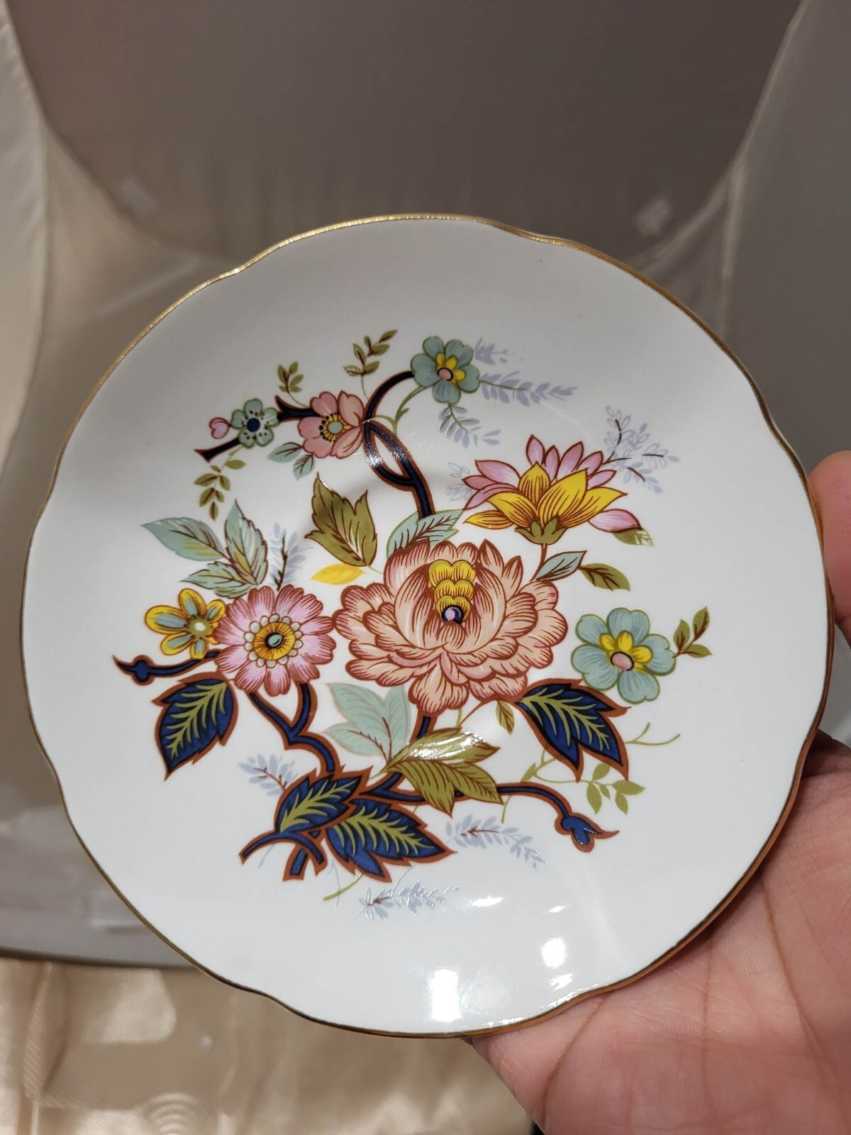 VTG royal grafton saucer ONLY- Pink Orange Floral