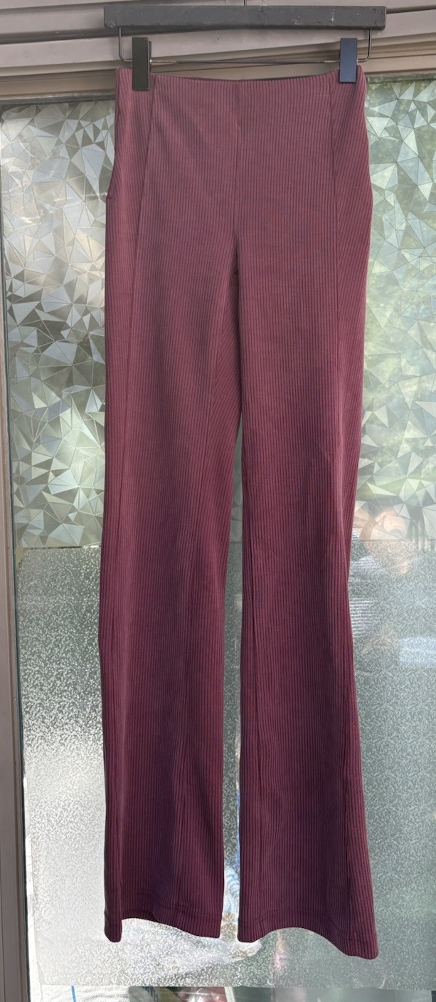 Lululemon Brushed Softstreme Ribbed Flared Pant Burgundy Size 4 NWT 33” Inseam Lululemon Brushed Softstreme Ribbed Flared Pant Burgundy Size 4 NWT 33” Inseam