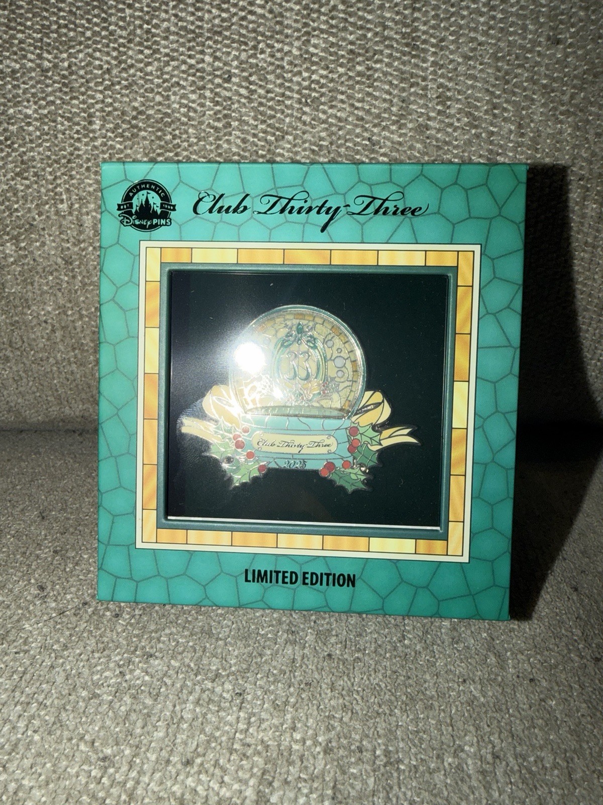 2025 Disney Pin Club 33 Christmas Globe Pin