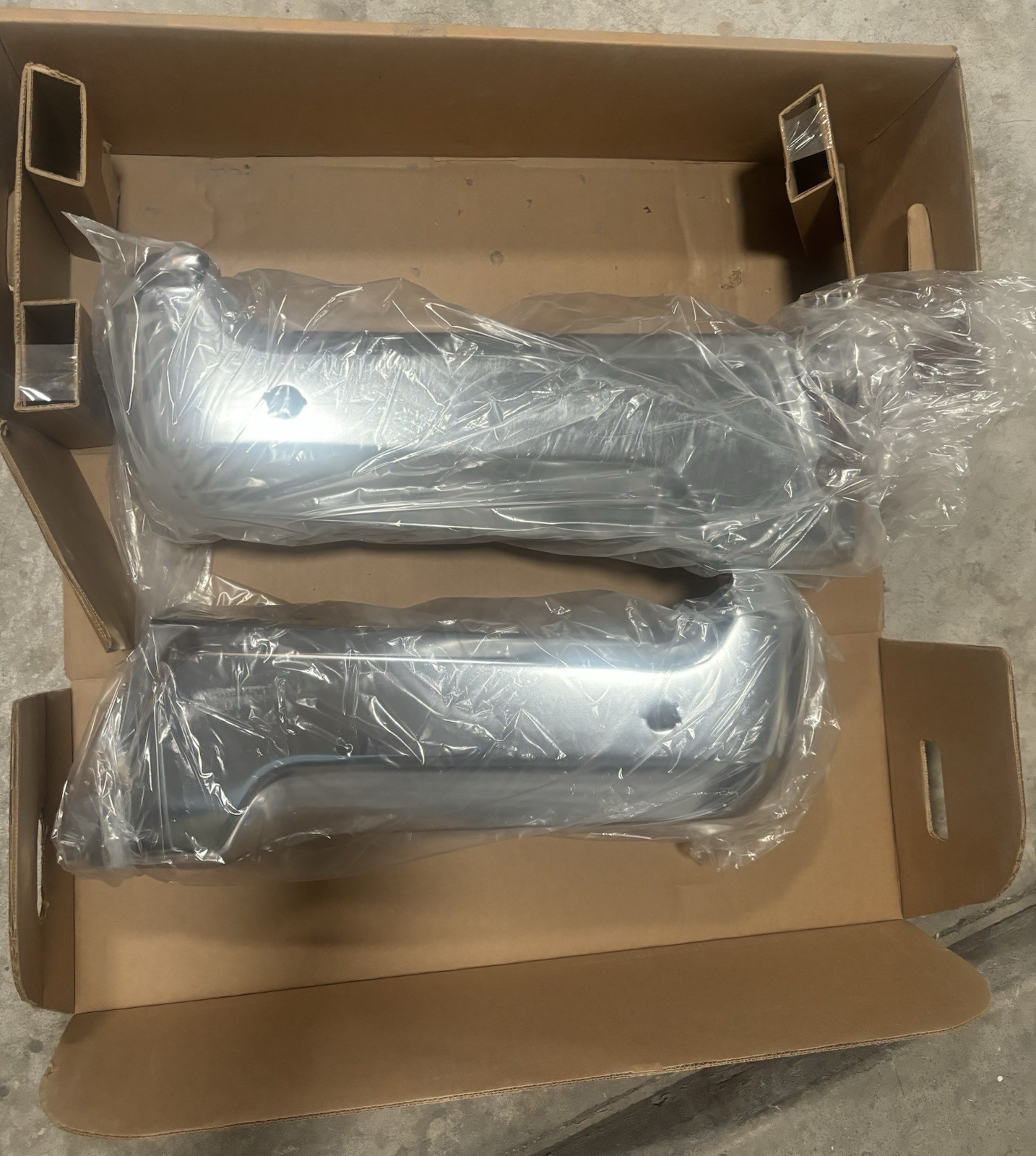 Genuine Ford Bumper Face Bar HC3Z-17906-KA Genuine Ford Bumper Face Bar HC3Z-17906-KA