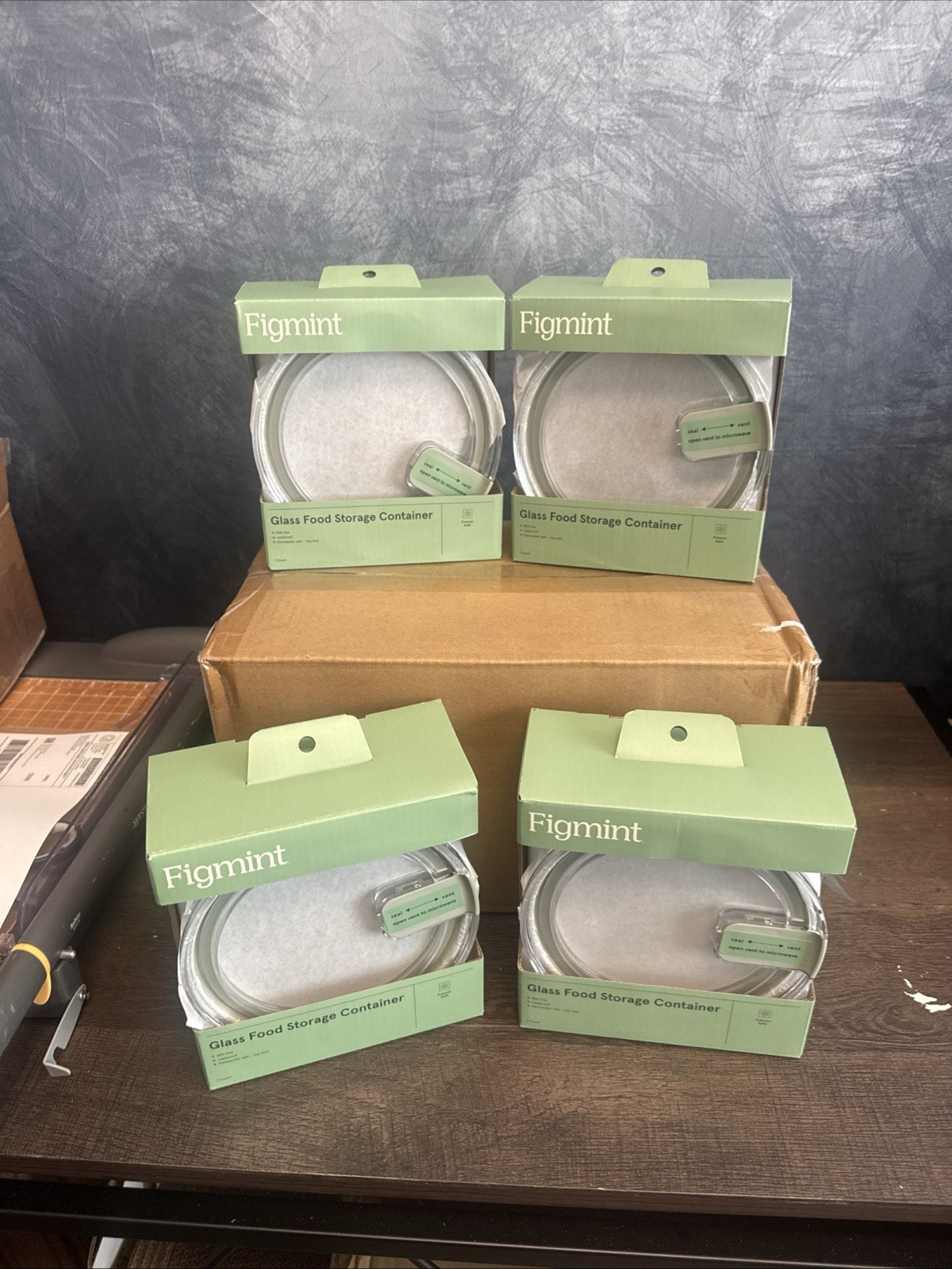 4 Figmint Food Storage Large Glass Containers Clear W/ Lids NEW In Box