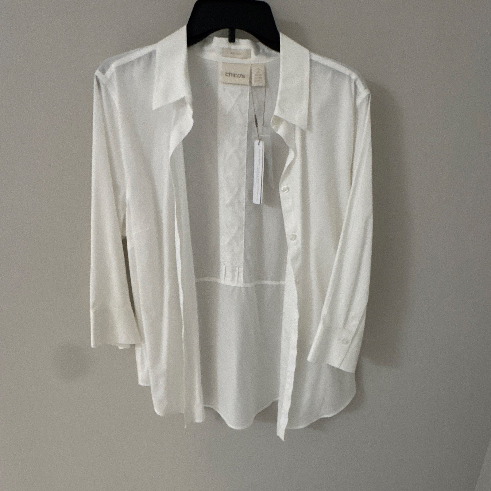 Chico’s White Solid Non-Iron Cotton Woven Collared Button-Up 3/4 Sleeve 2 Chico’s White Solid Non-Iron Cotton Woven Collared Button-Up 3/4 Sleeve 2