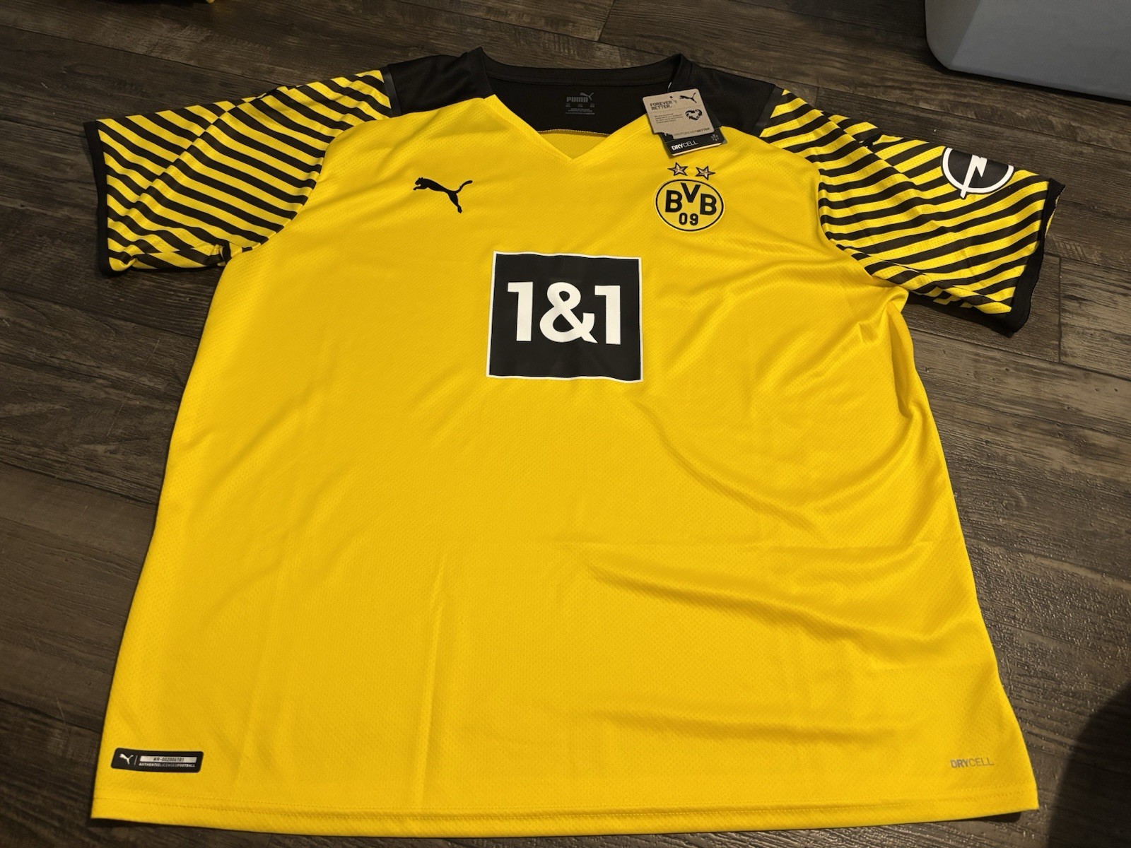 Puma Borussia Dortmund BVB 2021/22 Authentic Home Jersey Mens 2X XXL $140 NWT Puma Borussia Dortmund BVB 2021/22 Authentic Home Jersey Mens 2X XXL $140 NWT